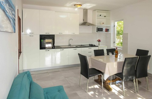 Ugljan House | Wonderful private villa for 8 people with WIFI, A/C, TV and terrace