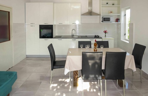 Ugljan House | Wonderful private villa for 8 people with WIFI, A/C, TV and terrace