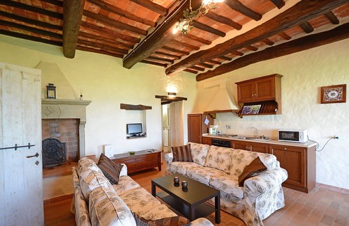 Arezzo Villa | Wonderful private villa with A/C, WIFI, private pool, TV, patio, panoramic view and parking