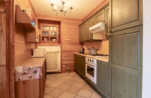 Madesimo House | Wonderful private villa for 7 guests with WIFI, TV and pets allowed