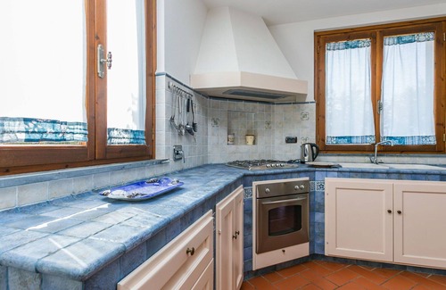 Cecina House | Wonderful private villa with private pool, hot tub, WIFI, A/C, TV, patio, pets allowed and parking