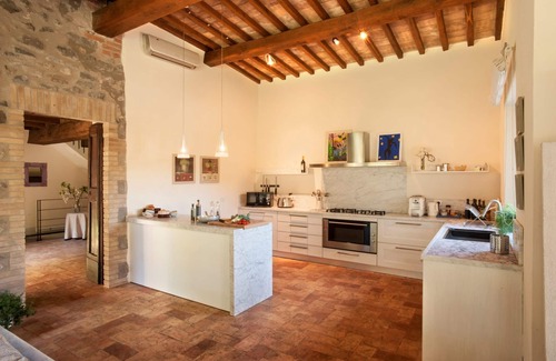 Porano Villa | Wonderful private villa for 10 people with WIFI, A/C, private pool, TV and patio