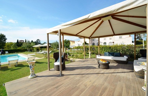 Signa Villa | Wonderful private villa with private pool, WIFI, hot tub, A/C, TV and parking, close to Florence