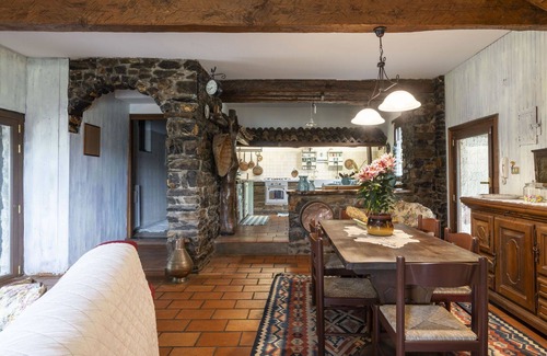 Triora Villa | Wonderful private villa with WIFI, private pool, patio, pets allowed, panoramic view and parking
