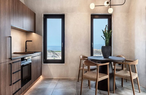 Kamari Villa | Wonderful Santorini Villa | Villa del Faro | Breathtaking Sea Views