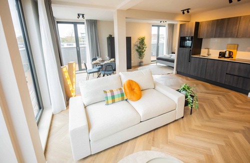 Hilversum Apartment | Wonderful Studio Penthouses (KS71-W)
