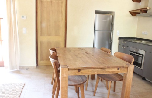 Arta House | Wonderful traditional country house with large pool + WiFi in quiet surroundings