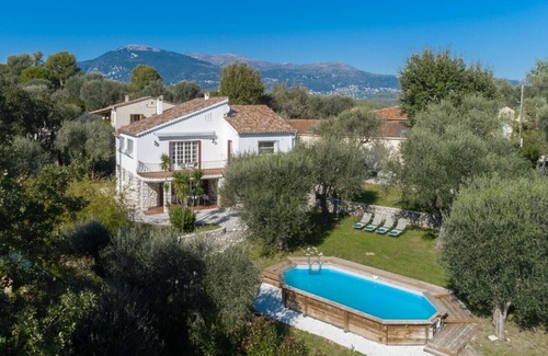 Les Maillans Villa | Wonderful villa close to Valbonne & Nice with private pool.