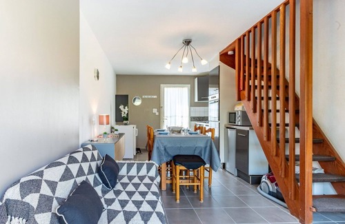 Saint-Hippolyte House | Wonderful villa for 4 guests with WIFI, TV and parking