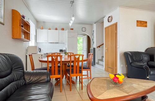 Fonyodliget House | Wonderful villa for 7 guests with WIFI, TV, patio and parking
