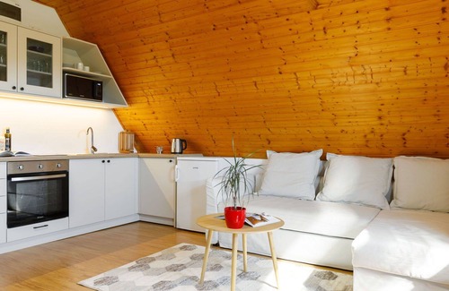 Badacsonytomaj House | Wonderful villa for 4 people with WIFI, A/C, TV, balcony and parking