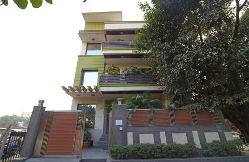 DLF Phase 3 Hotel | Wonderland Inn Near Aravali Biodiversity Park