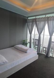 Sukapura House | Wonge Phai Ton