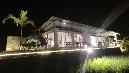 Wonogiri House | Wonogiri Rocks