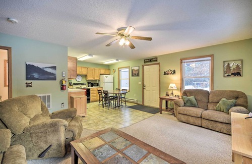 Markville Cabin | Wooded Danbury Cabin w/Grill + Fire Pit!