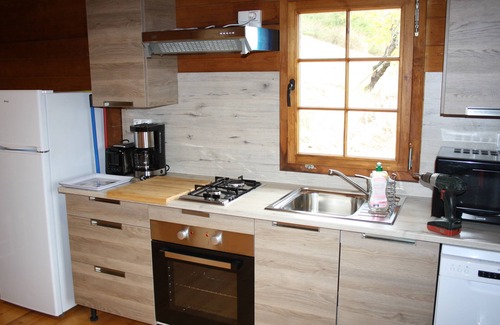 Neschers Ski Chalet | Wooden chalet in the heart of nature near a farm