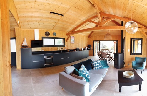 Vensac House | Wooden house overlooking the forest - 1km from the beach and Montalivet market