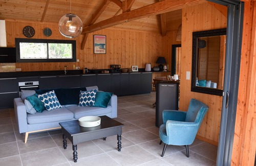 Vensac House | Wooden house overlooking the forest - 1km from the beach and Montalivet market