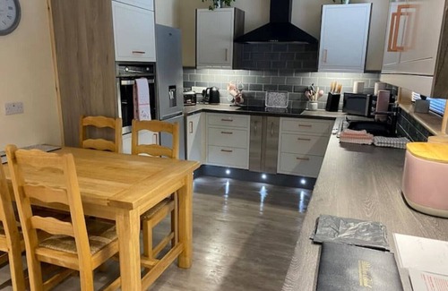 Dumfries Cabin | Woodend lodge with 6 seater private hottub