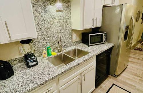 Panther Creek House | Woodlands House - FREE Parking & Fast WiFi - 3 Bed. 1,5 Bath