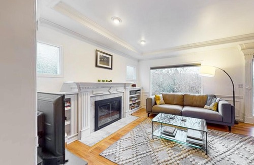 Wallingford House | Woodlawn Escape