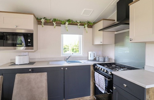 Swannington Cottage | Woodpecker Lodge