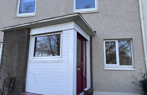 Glenrothes House | Woodside Road - sleeps 5 guests in 4 bedrooms