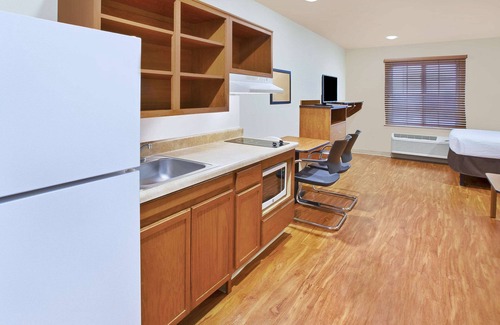 Tyner Hotel | WoodSpring Suites Chattanooga