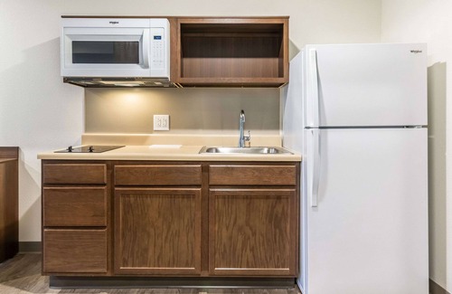 Castleton Hotel | WoodSpring Suites Indianapolis Castleton