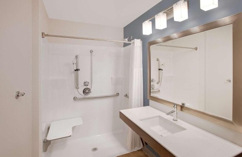 Madison Hotel | WoodSpring Suites Nashville near Rivergate