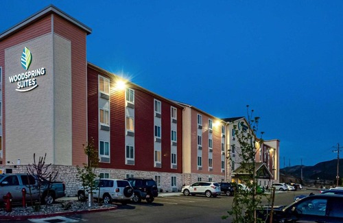 Sparks Hotel | WoodSpring Suites Reno Sparks