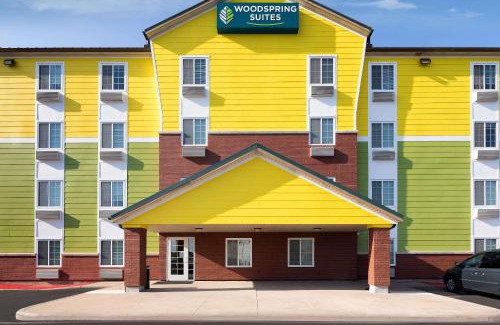 Tyler Hotel | WoodSpring Suites Tyler Rose Garden