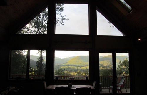 Bearsville Ski Chalet | Woodstock mountainside retreat, nicest view in the Catskills! RELAX!