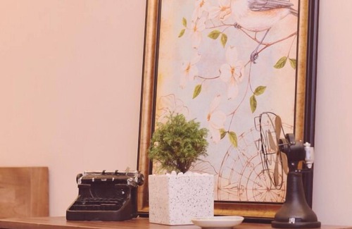 Hang Dao House | Woody Room/ 2 mins to Ta Hien Street