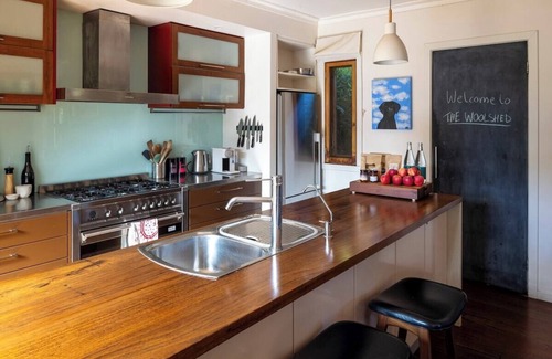 Spring Hill Other | WOOLSHED HOUSE, SPRINGHILL