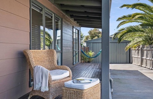 Cape Woolamai House | Work and chillax on a beach