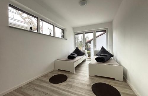 Munchen District Apartment | Work and Sleep at Imperium