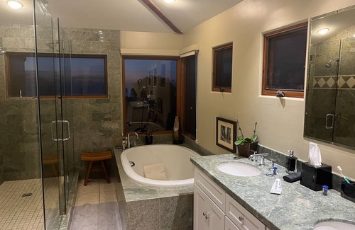 Sunset Cliffs House | Work remote in San Diego. Quiet neighborhood between the Harbor & Sunset Cliffs.