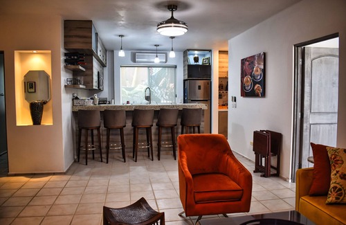 El Tezal House | WORK REMOTELY & RELAX IN BEAUTIFUL 3BD HOME