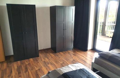 Grossmehring Apartment | Work & stay apartment with balcony near Ingolstadt