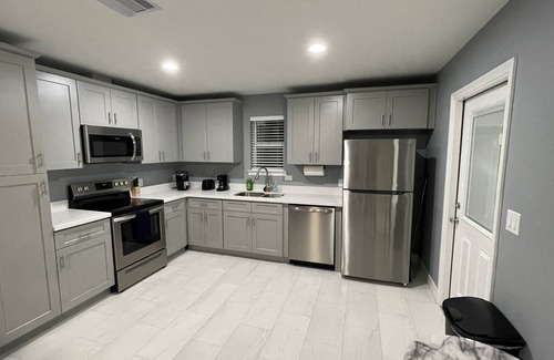 Lakeview  Jefferson County Apartment | Working man’s haven, right off golf course.