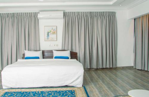 East Legon Apartment | Workview Accra by Pot of Gold