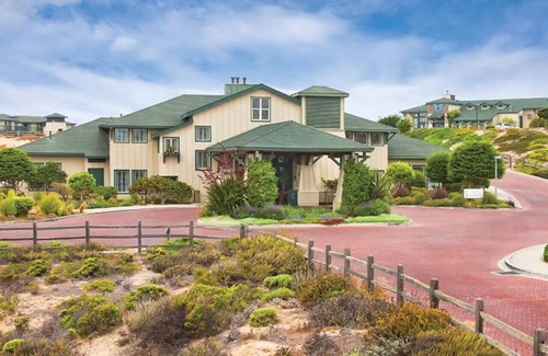 Marina Condo | WorldMark Marina Dunes - 2BD Sleeps up to 6