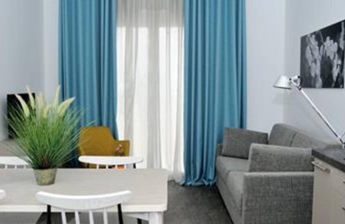 Jonzac Apartment | Wow fantastique Les Coteaux de Jonza - 2 room apartment 2/4 people