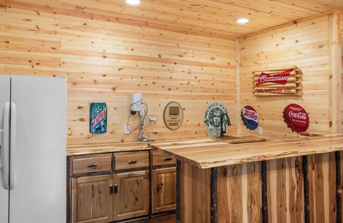 Grassy Creek House | Wraparound Views & Forest Feels | Dream Cabin | Game Room with Pool Table