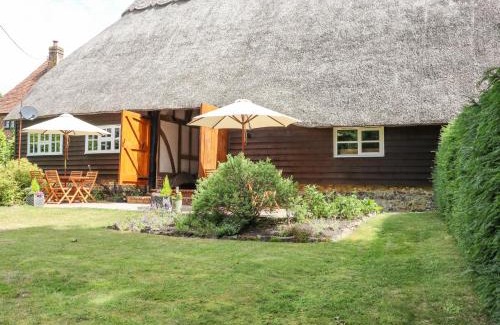 Etchinghill House | Wren Cottage at Boyke Manor