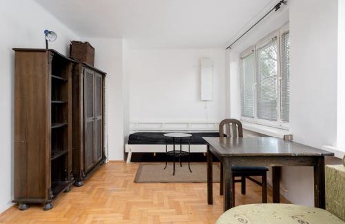 Krowodrza Apartment | Wrocławska Standard Studio by BookingHost