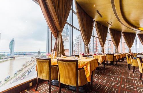 Jinghu District Hotel | WuHu XingBai JinLing Hotel
