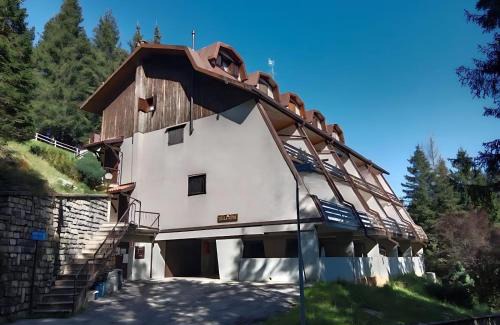 Angolo Terme Apartment | Wuthering Heights