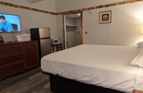 Dodge City Hotel | Wyatt Earp Hotel